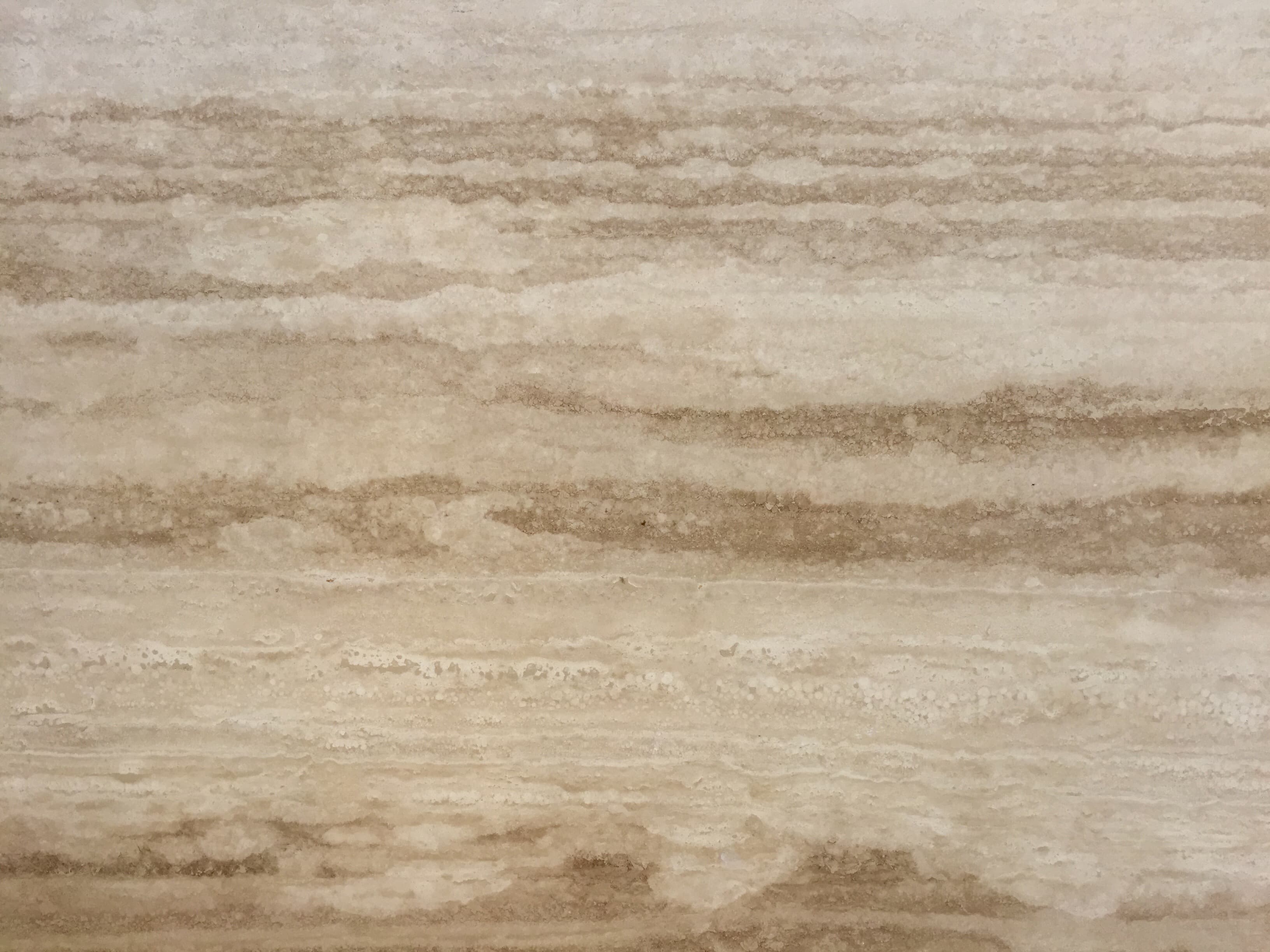 Travertino Beige con Acabado Veta